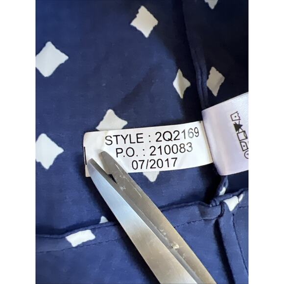 Vineyard Vines Dress Womens 6 Navy Diamond Print Flounce Flutter Sleeve Deep Bay - Picture 8 of 10